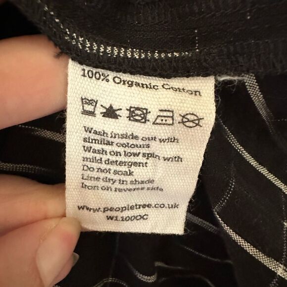 People Tree 100% Organic Cotton Kiara Ikat Blouse Black White Size 8 US - Picture 4 of 7